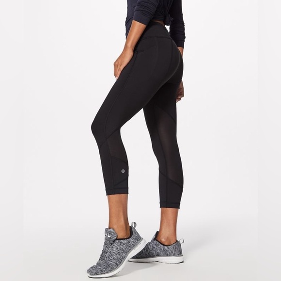 Lululemon Pace Rival Crop 22" size 4 low rise - Picture 1 of 11